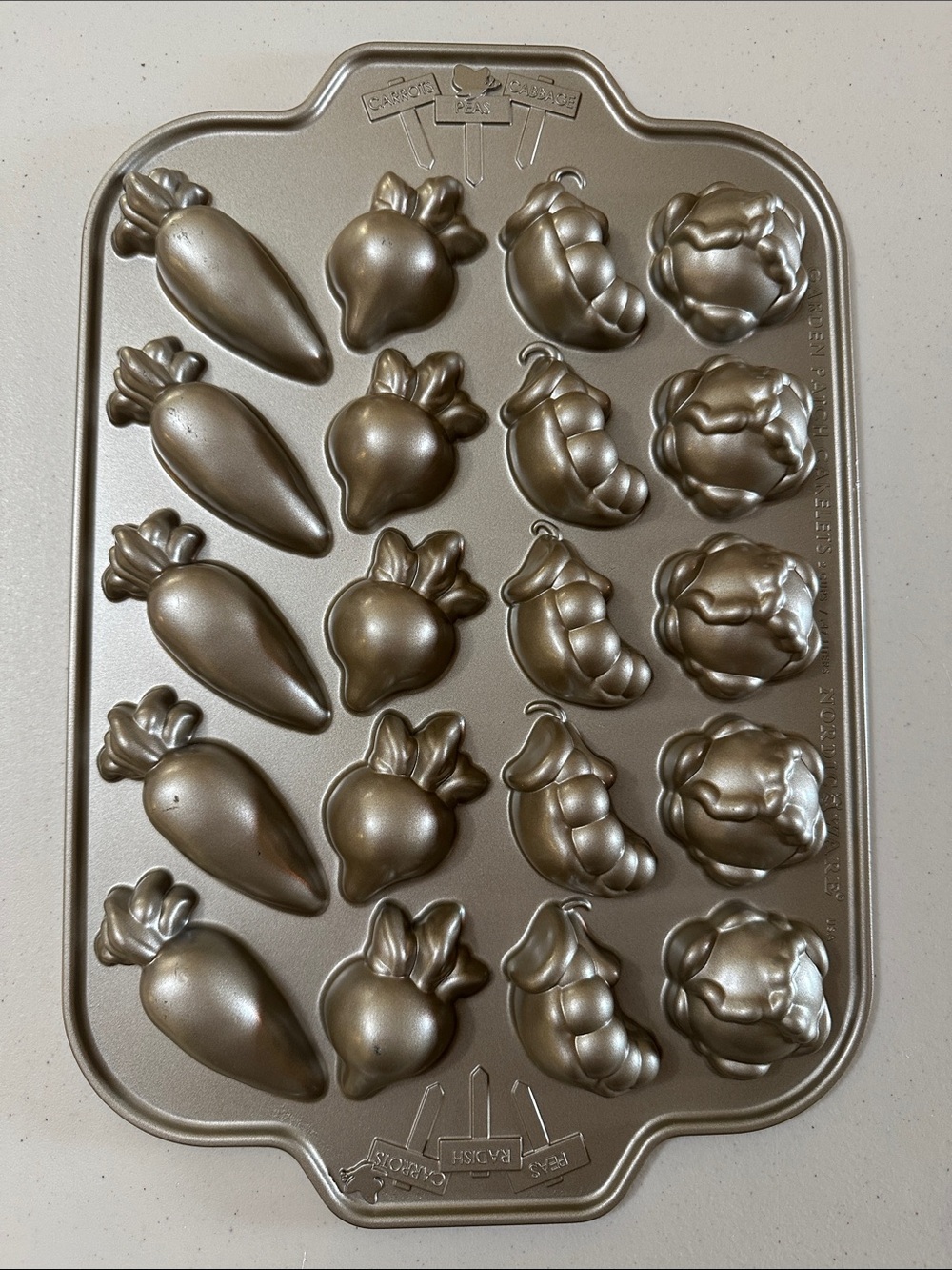 Nordic Ware Garden Patch Veggie Cakelet Pan - Toffee